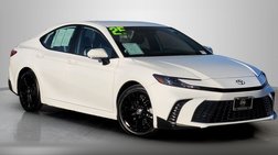 2025 Toyota Camry SE
