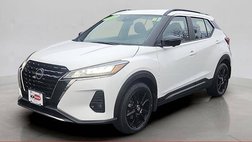 2022 Nissan Kicks SR