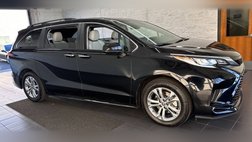 2023 Toyota Sienna XSE 7-Passenger
