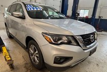 2018 Nissan Pathfinder SV