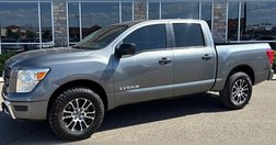 2022 Nissan Titan SV