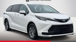 2024 Toyota Sienna LE 8-Passenger
