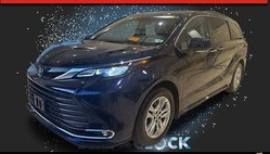 2024 Toyota Sienna XLE 7-Passenger