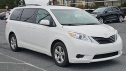 2013 Toyota Sienna LE 7-Passenger Auto Access Seat