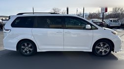 2012 Toyota Sienna SE 8-Passenger