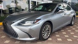 2022 Lexus ES 300h Ultra Luxury