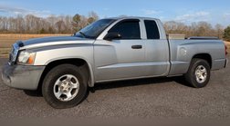 2005 Dodge Dakota ST
