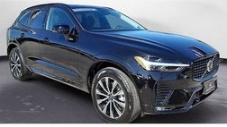 2025 Volvo XC60 B5 Plus Dark Theme