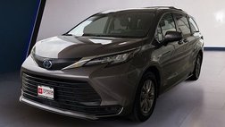 2021 Toyota Sienna LE 8-Passenger