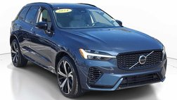 2024 Volvo XC60 Recharge T8 Ultimate Dark Theme