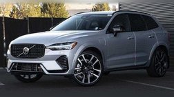 2023 Volvo XC60 Recharge T8 Ultimate Dark Theme