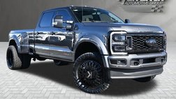 2026 Ford F-450 Super Duty Platinum