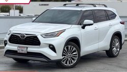 2023 Toyota Highlander Platinum
