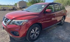 2017 Nissan Pathfinder SL