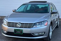 2014 Volkswagen Passat 1.8T SEL Premium PZEV