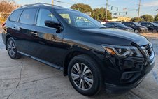 2020 Nissan Pathfinder S