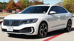 2022 Volkswagen Passat R-Line
