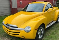 2004 Chevrolet SSR LS