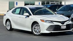 2020 Toyota Camry Hybrid XLE
