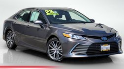 2023 Toyota Camry Hybrid XLE
