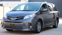 2020 Toyota Sienna XLE