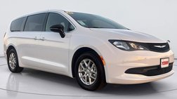 2025 Chrysler Voyager LX