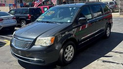 2012 Chrysler Town and Country Touring