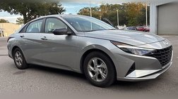 2023 Hyundai Elantra SE