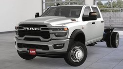 2025 Ram 5500 TRADESMAN CHASSIS CREW CAB 4X4 60' CA