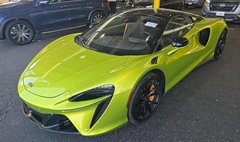 2023 McLaren Artura Base