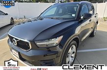 2020 Volvo XC40 T5 Momentum