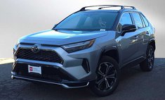2025 Toyota RAV4 Plug-in Hybrid XSE