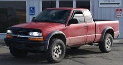 2000 Chevrolet S-10 LS