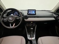 2020 Toyota Yaris Hatchback LE