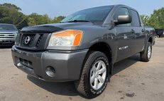 2014 Nissan Titan SV