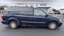 2005 Chrysler Town and Country Touring
