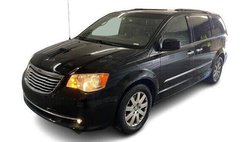 2016 Chrysler Town and Country Touring