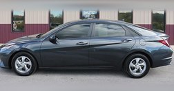 2022 Hyundai Elantra SE