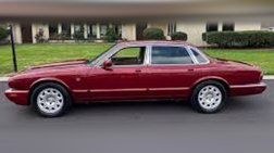 2001 Jaguar XJR Base