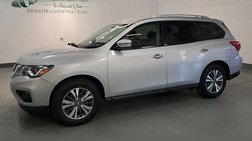 2020 Nissan Pathfinder SV