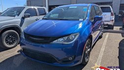 2020 Chrysler Pacifica Touring