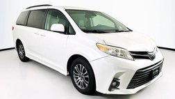 2020 Toyota Sienna XLE
