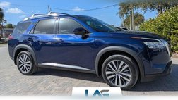 2022 Nissan Pathfinder Platinum
