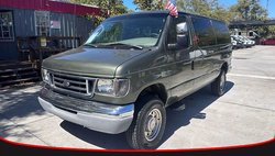 2005 Ford E-Series E-350 Chateau