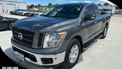 2019 Nissan Titan SV
