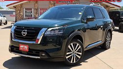 2022 Nissan Pathfinder Platinum