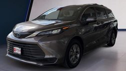 2024 Toyota Sienna LE 8-Passenger