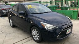 2017 Toyota Yaris iA Base
