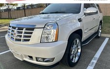 2011 Cadillac Escalade Luxury