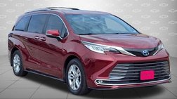 2022 Toyota Sienna Limited 7-Passenger
